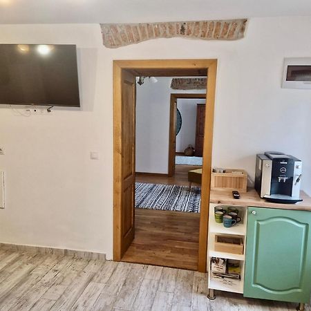 Stone Way Apartment Сибиу Екстериор снимка