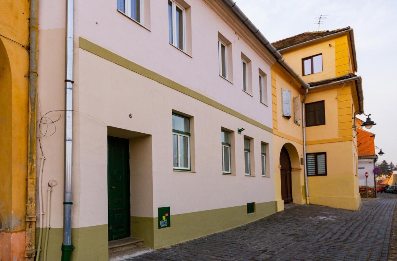 Stone Way Apartment Сибиу Екстериор снимка