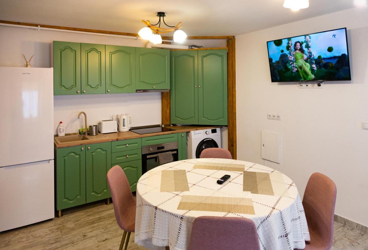 Stone Way Apartment Сибиу Екстериор снимка