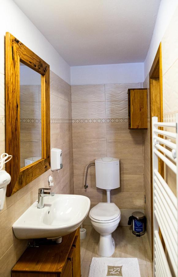 Stone Way Apartment Сибиу Екстериор снимка