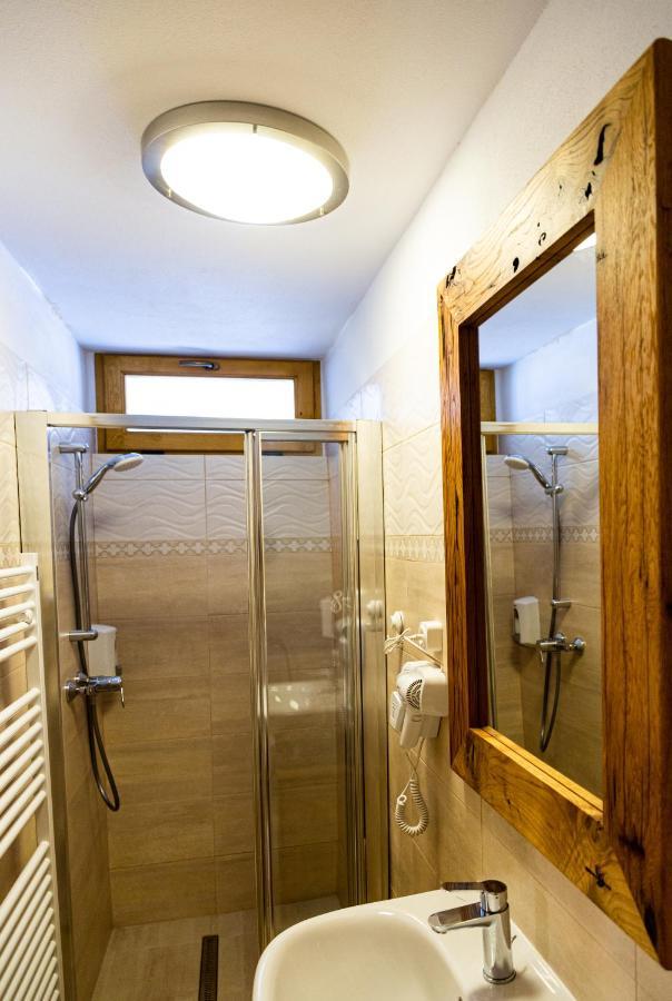 Stone Way Apartment Сибиу Екстериор снимка