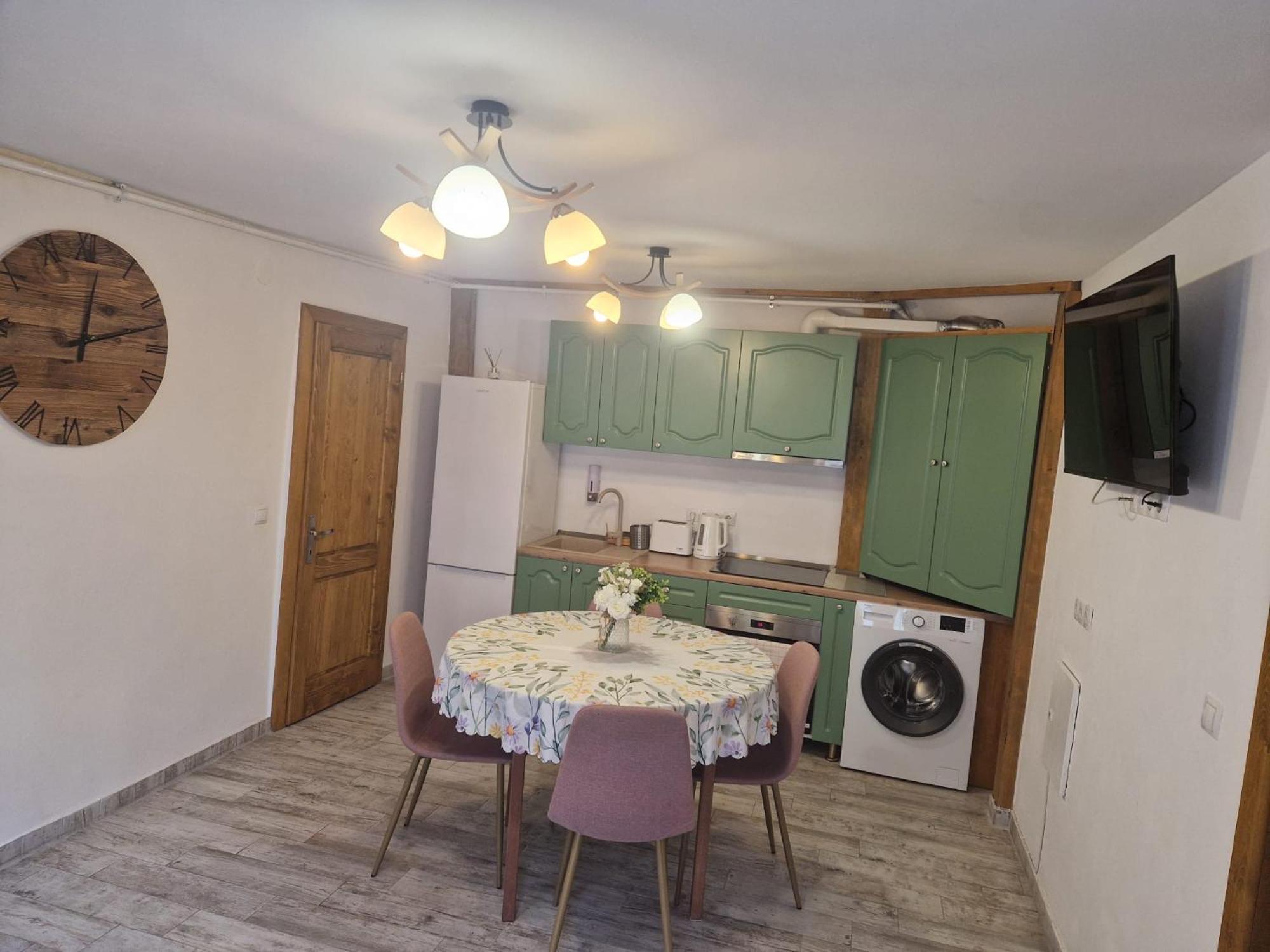 Stone Way Apartment Сибиу Екстериор снимка